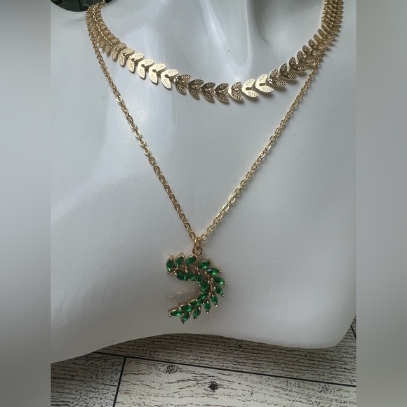 Elegant Cubic Zirconia Leaf Pendant Necklace Set - Classic Leaf Necklace - Picture 13 of 17